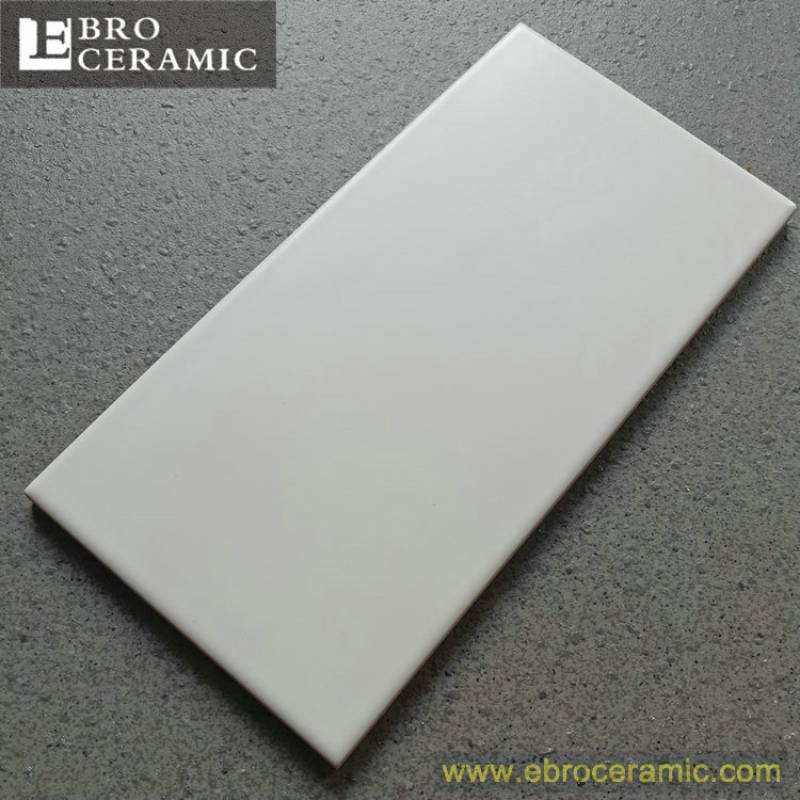 2017 hotsale glazed back splash ceramic tile wall 10x20 cm 7.5x15 cm 10x10 cm 10x30 cm