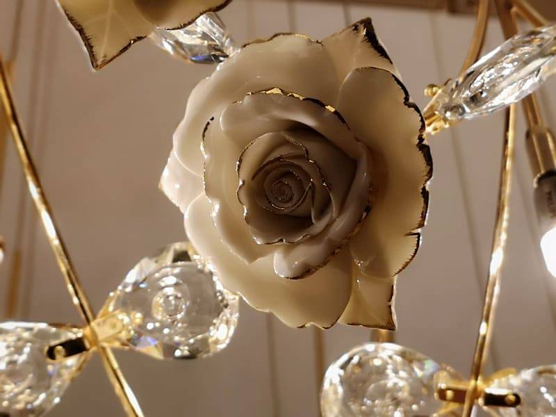 2021 Newest custom big flower rose led chandelier luxury pendant lamp restaurant living room dinner room interior lighting light