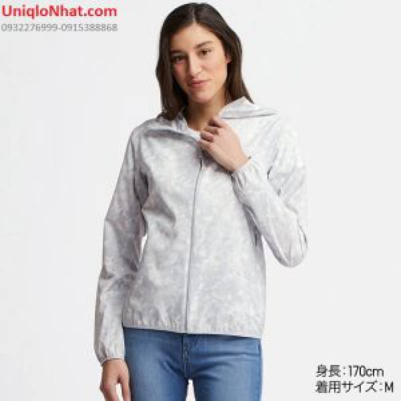 Áo gió Uniqlo nữ chống nắng mưa bụi mầu trắng