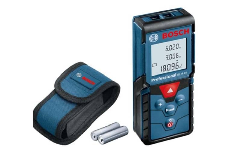 Máy đo khoảng cách Bosch GLM 40 có thể chuyển đổi nhiều đơn vị.