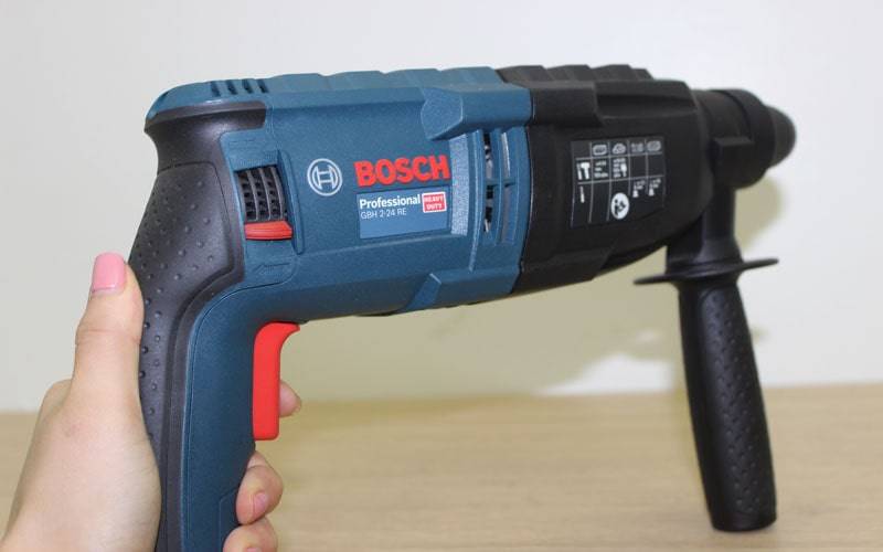 Bosch GBH 2-24 RE có thiết kế nhỏ gọn