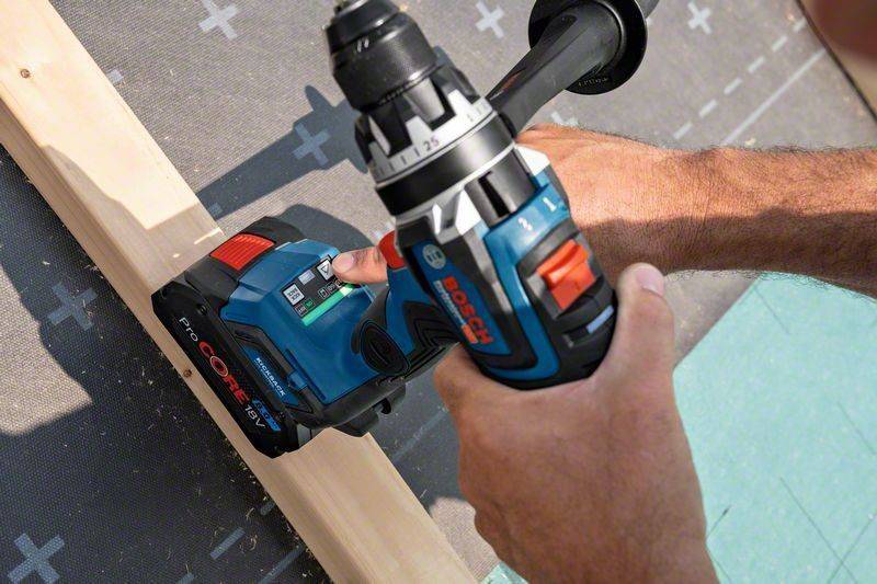 Bosch GSR 18V-150 C tích hợp chức năng cài đặt góc khoan điện tử