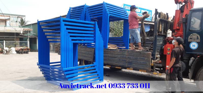 pallet chồng ngược