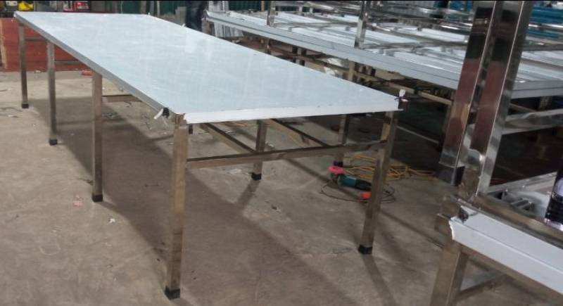 ban-inox-phuc-long-2