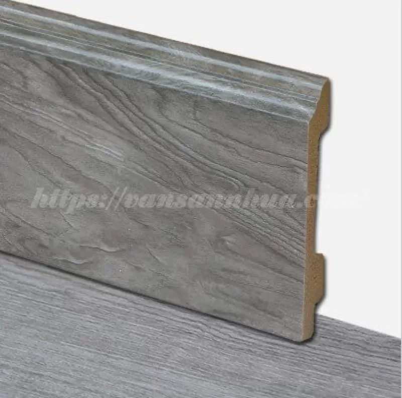 Phào nhựa chân tường P3