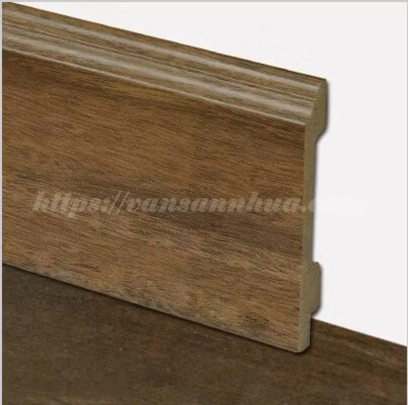 Phào nhựa chân tường P5