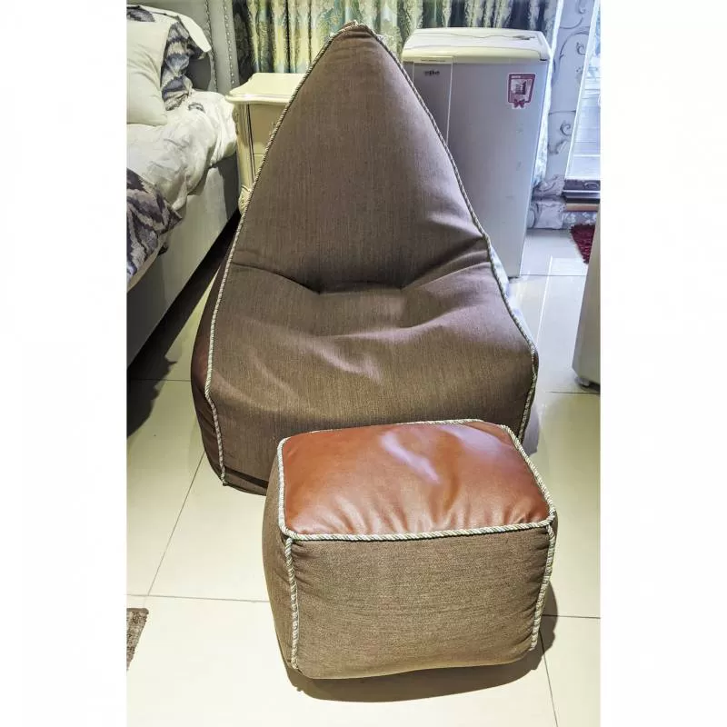 Ghế lười Vintage Streamy kèm đôn, giúp bạn luôn có cảm giác thoải mái, êm ái nhất