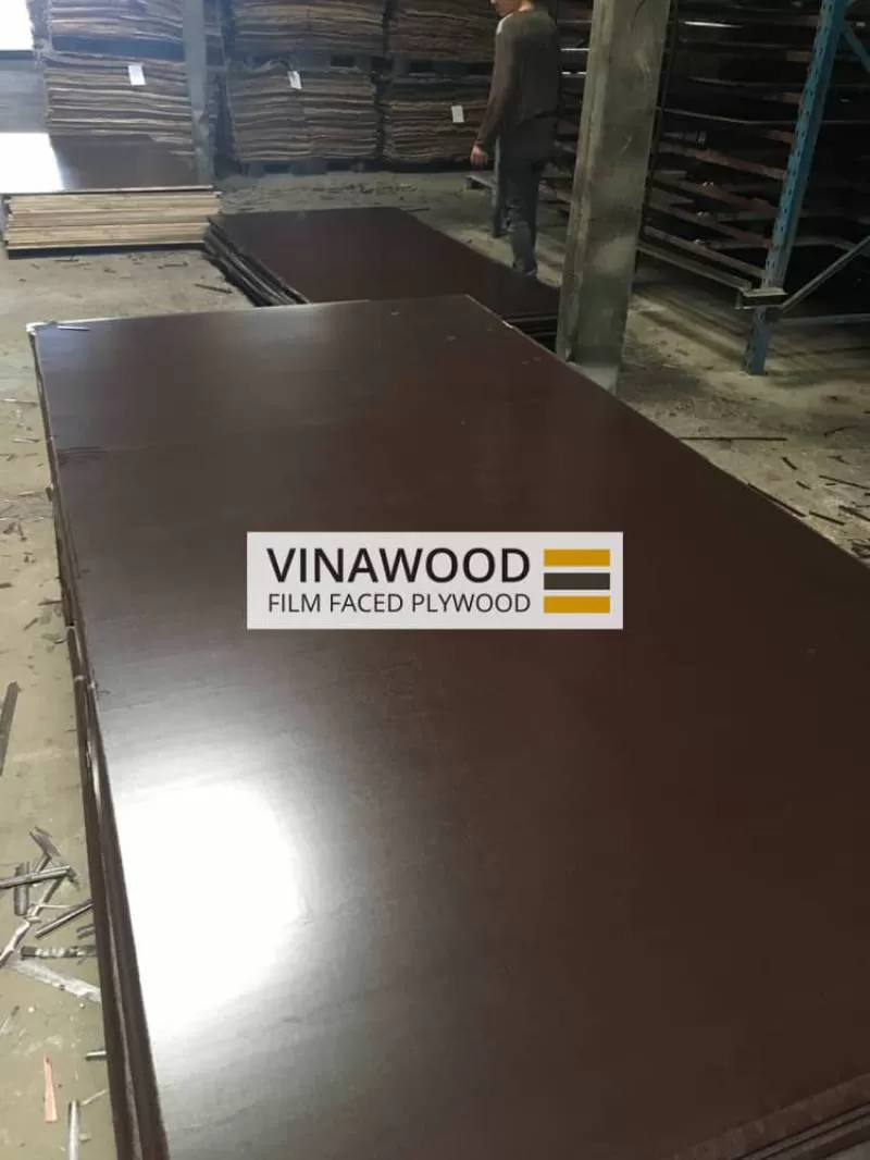 Gỗ Dán Cốp Pha Phủ Phim VINAWOOD STANDARD 15 Mm Gỗ AAA Phim Malaysia TCVN Khuôn Bê Tông