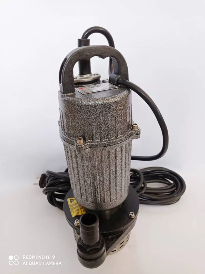MÁY BƠM CHÌM BCX 0,37 -370W họng ra Ø27 – Điện Máy Quang Tuyến