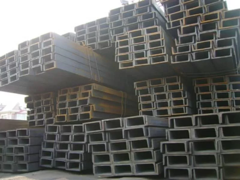 Thép U 100 x 46 x 4.5 x 6m