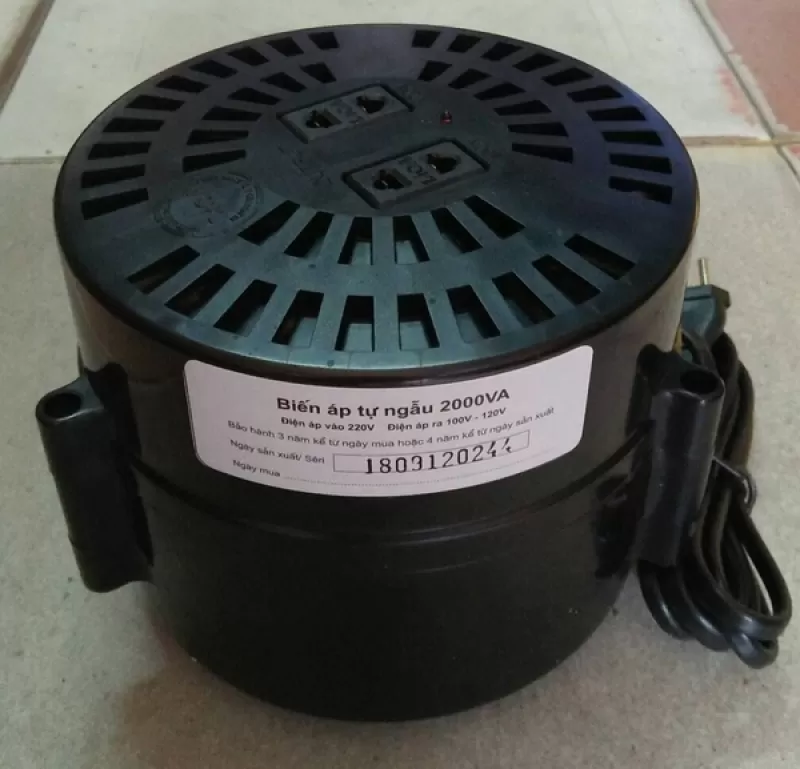 BỘ CHUYỂN NGUỒN 220V SANG 100V - 110V LIOA