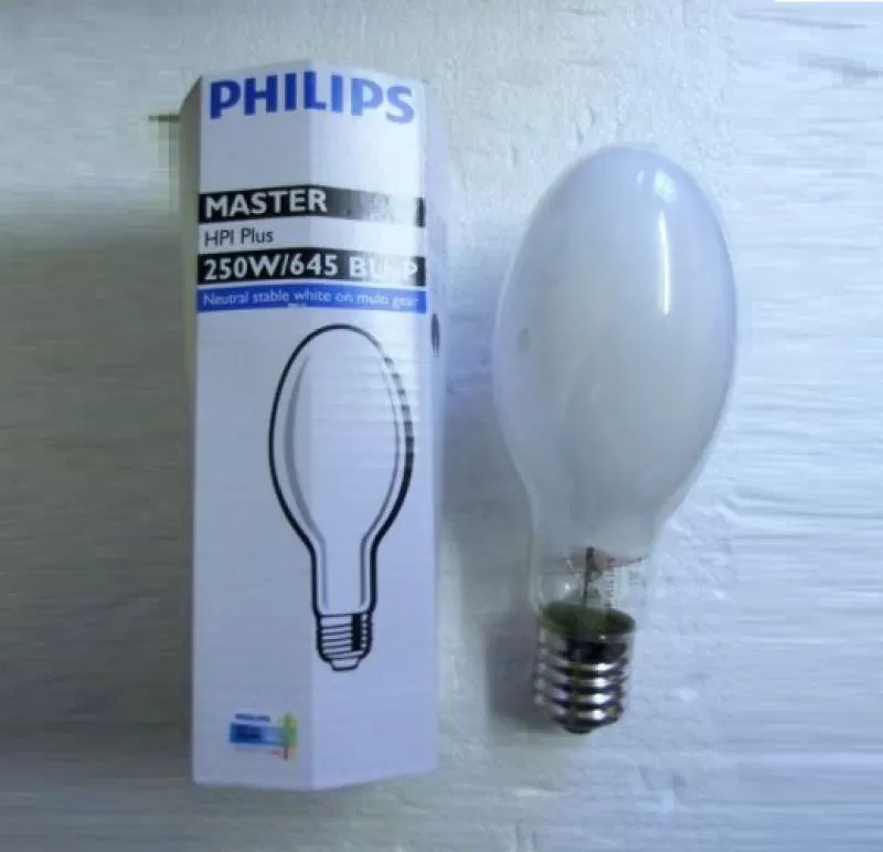 Bóng đèn cao áp Philips Metal Halide MASTER HPI Plus 250W/645 BU E40 1SL/12
