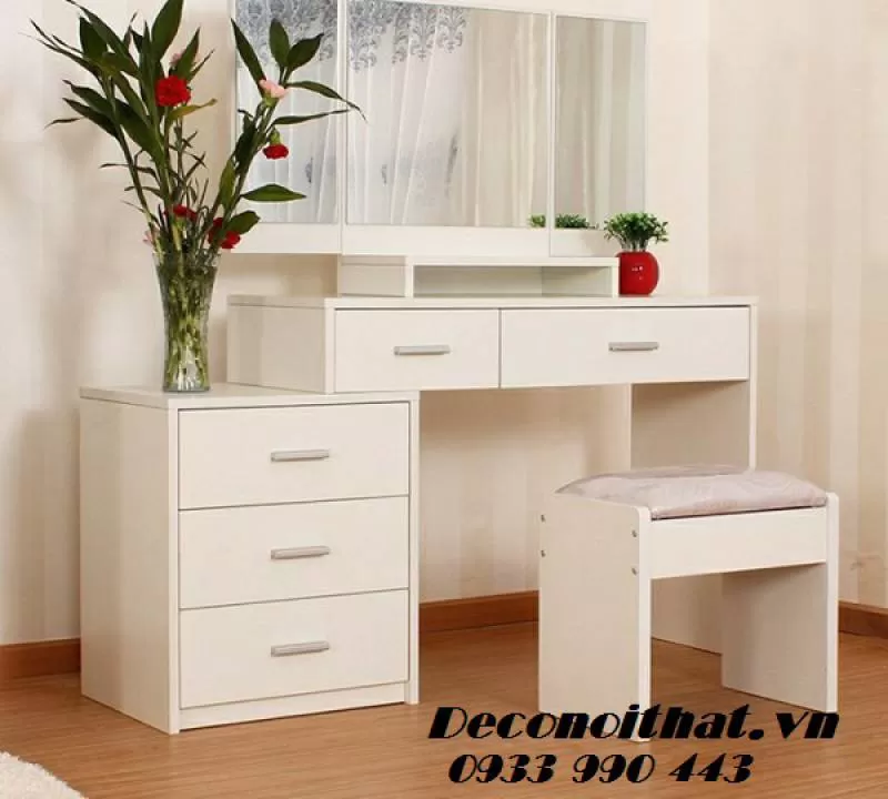 Bàn phấn trang điểm 067