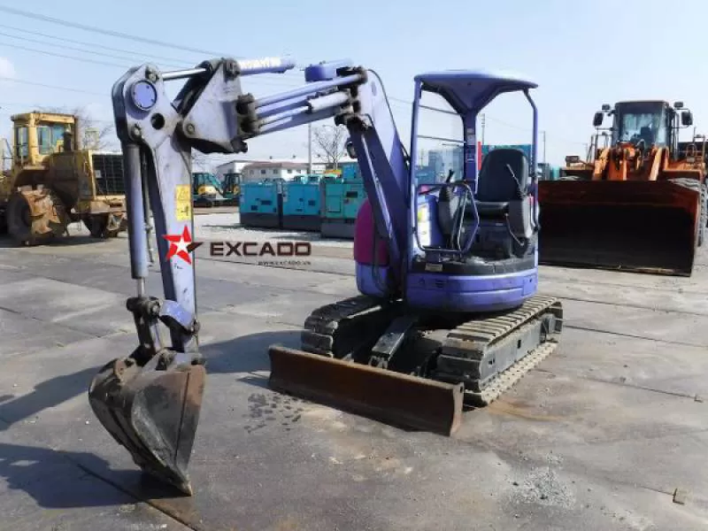 KOMATSU PC28UU-3, 2006-Máy xúc đào mini đã qua sử dụng