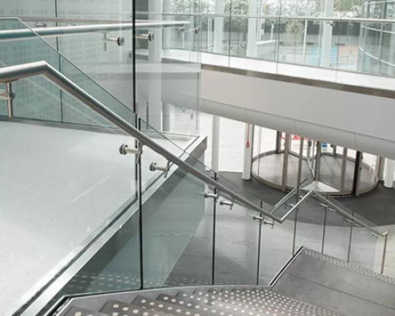 Tay vịn inox 304 D42 bắt kính