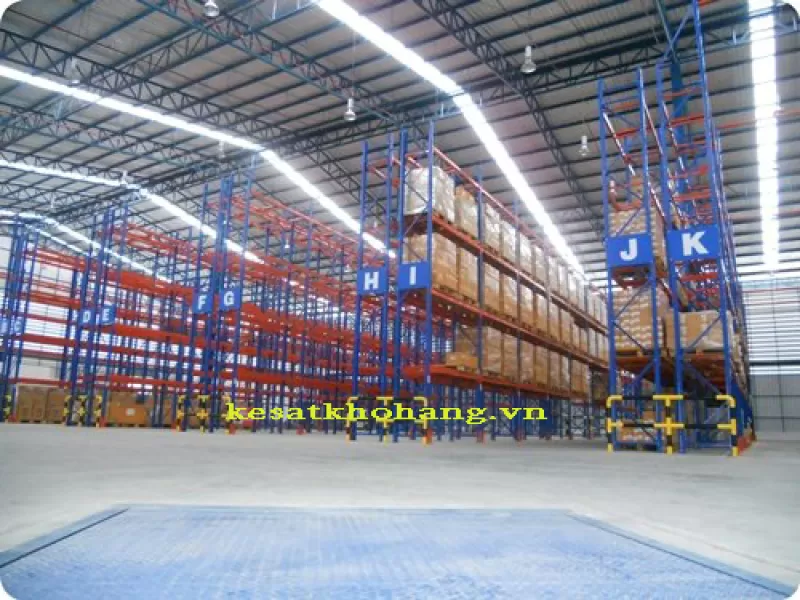 Kệ sắt công nghiệp 08