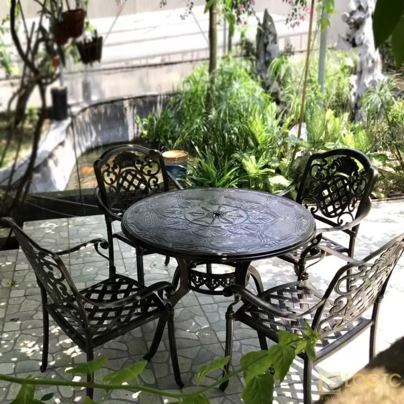 Bàn ghế nhôm đúc hợp kim hình tròn 100 màu đen đồng dành cho sân vườn, biệt thự và cafe