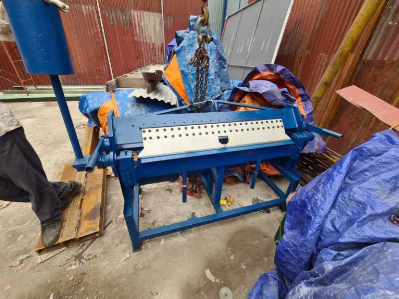 Máy gấp tôn tay (hàng mỏng)