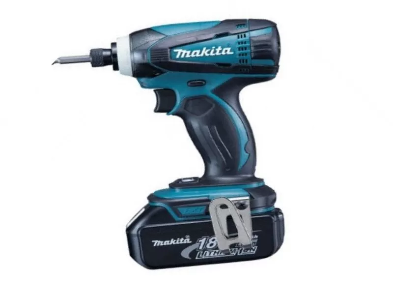 MÁY BẮT VÍT DÙNG PIN MAKITA BTD146RFE