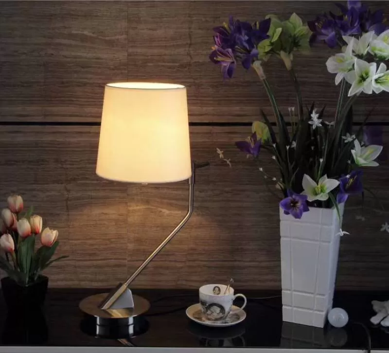 Đèn bàn lồng vải DBAN6098