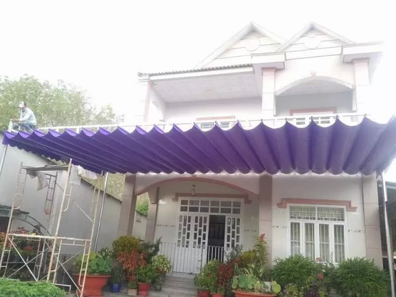 Bạt trần xếp lớp che nắng mưa mái kính mã BT06