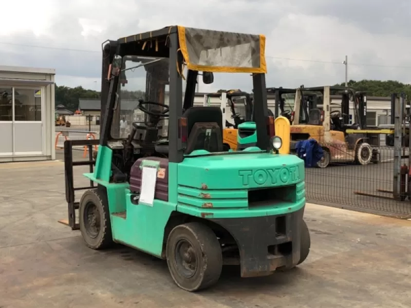 Xe nâng toyota 60-5FD25 