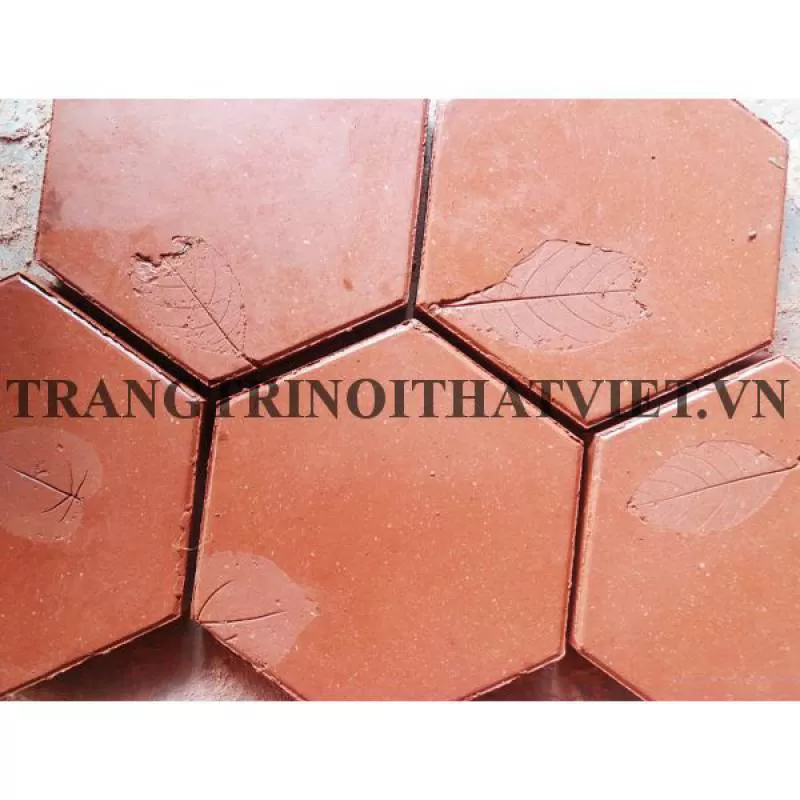Gạch cổ nung, Lục giác đỏ – chiếc lá