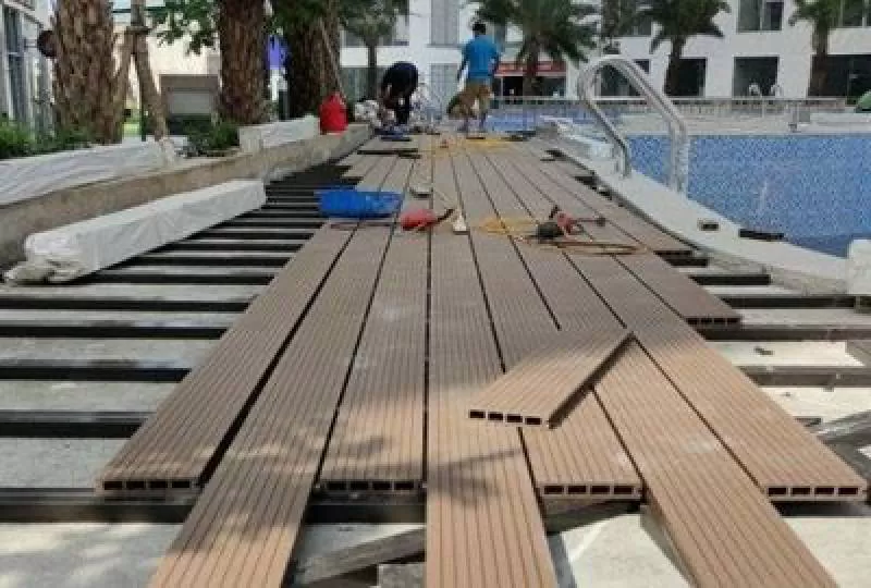 Sàn nhựa ngoài trời hồ bơi 6