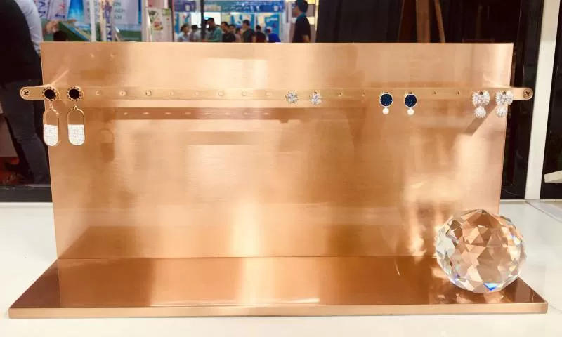 XI MẠ ĐIỆN - KHAY ĐỰNG TRANG SỨC ROSEGOLD 01 Mã sp : TPHB - ĐĐGC2021001 Giá : Liên hệ