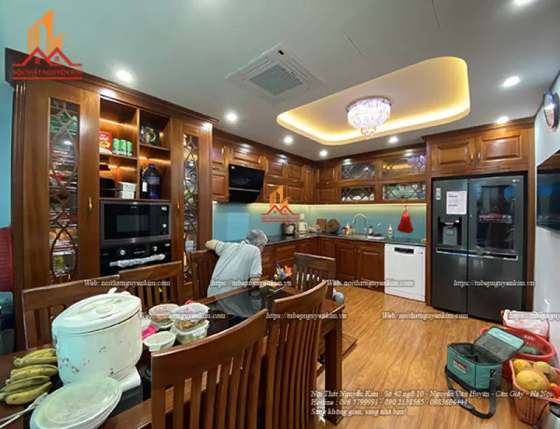 Tủ bếp gỗ gõ đỏ – TBGD02