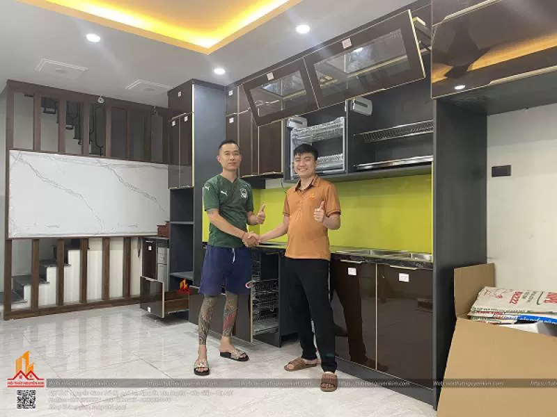 Thi công Tủ bếp inox cánh kính chữ I nhà anh Cường, Hoàng Mai