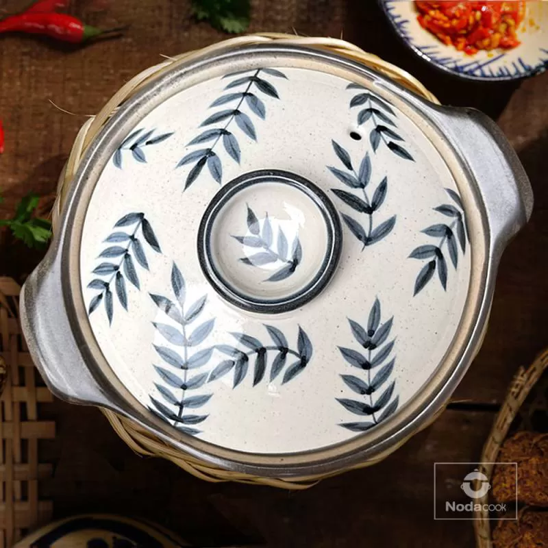 Nồi sứ vẽ thủ công hoạ tiết Lá đơn 700ml