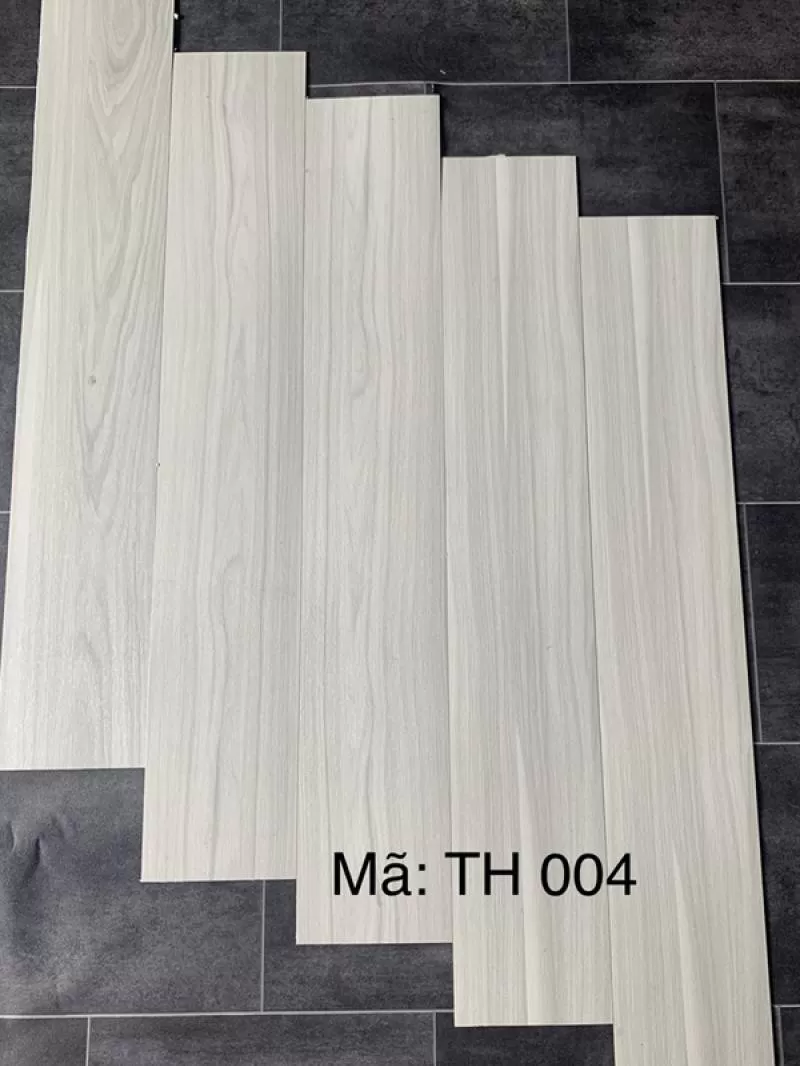 Nhựa lót sàn có keo sẵn TH004