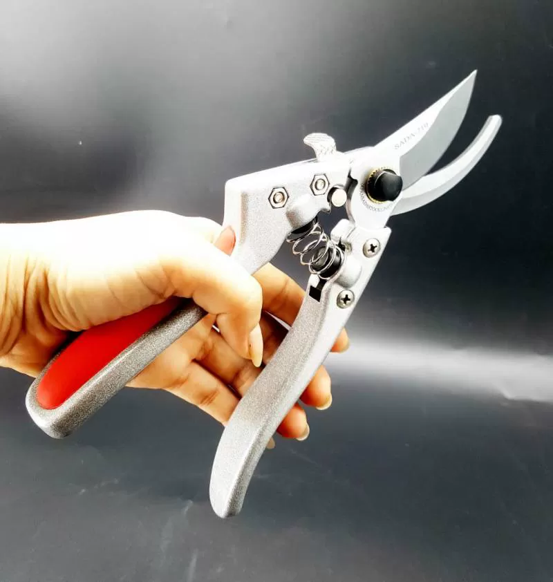 KÉO CẮT CÀNH SADA-210