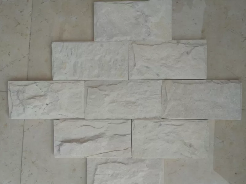 Đá bóc trắng 10x20 cm