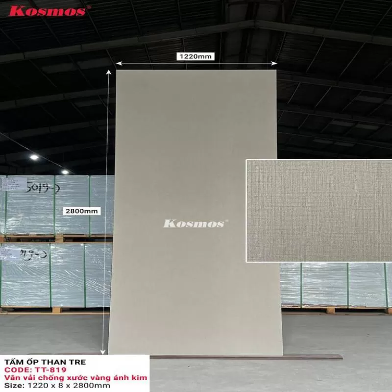 Tấm ốp sợi than tre Kosmos TT-819 có thiết kế ánh vàng kim