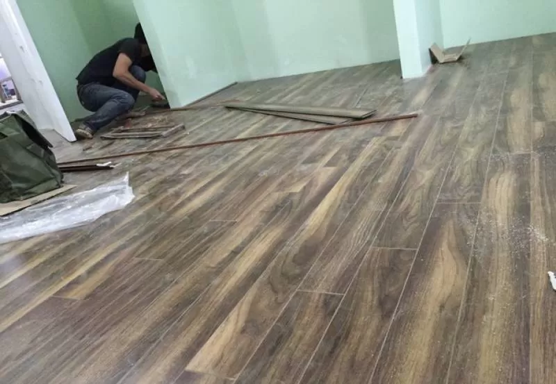 Sàn gỗ Vinasan V102 