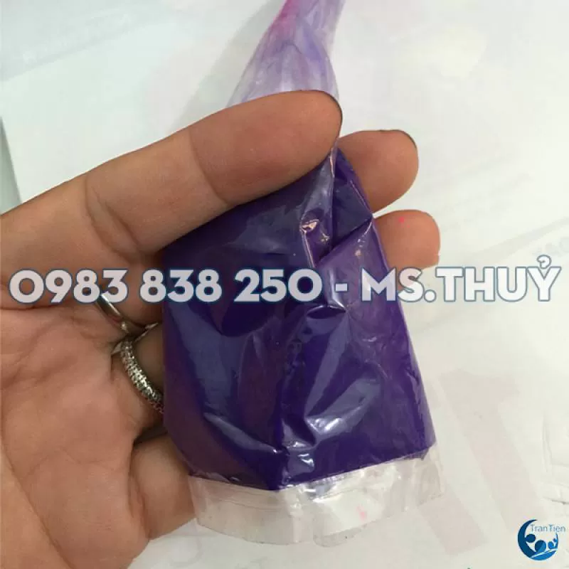 Bột Màu Tím Tan Nước