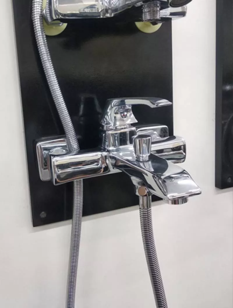 Sen tắm nóng lạnh Macbolo S515