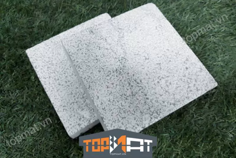Đá ghi sáng Thanh Hóa băm toàn phần 30x30x3cm