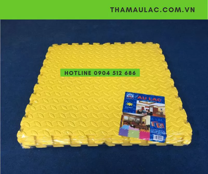 Thảm xốp ghép 60x60cm vân lá màu vàng
