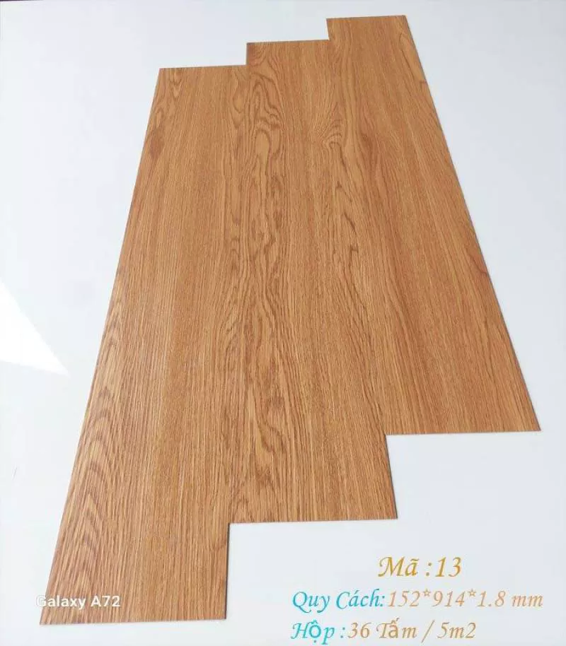 Sàn Nhựa Dán Keo M13 – 1.8*152*914 MM Siêu Đẹp