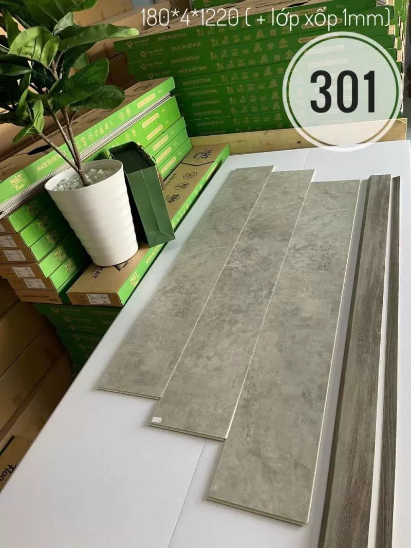 SÀN NHỰA HÈM KHOÁ CAO CẤP: 5*180*1220 MM