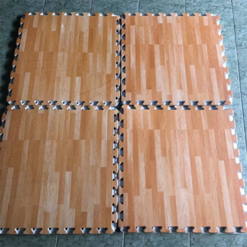 Thảm xốp vân gỗ 60x60