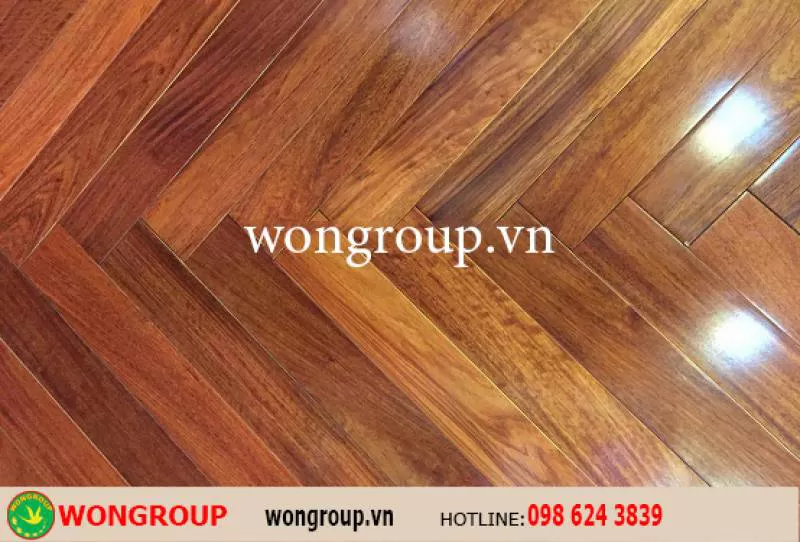 Sàn gỗ Căm Xe Xương Cá 900mm