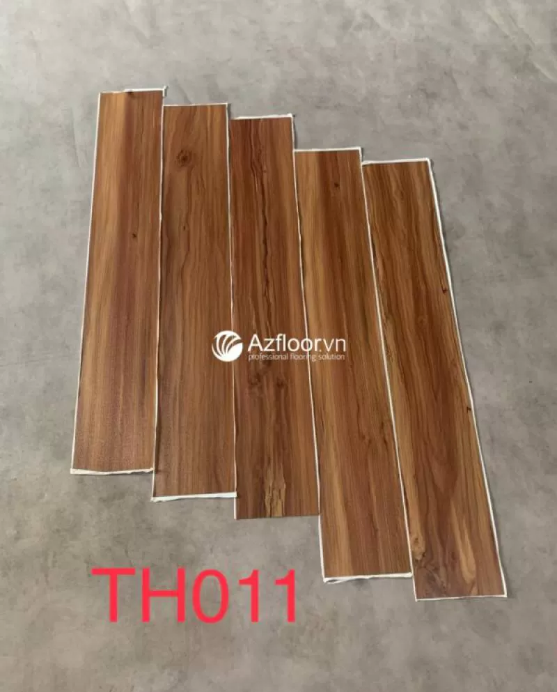 Sàn nhựa keo sẵn th011