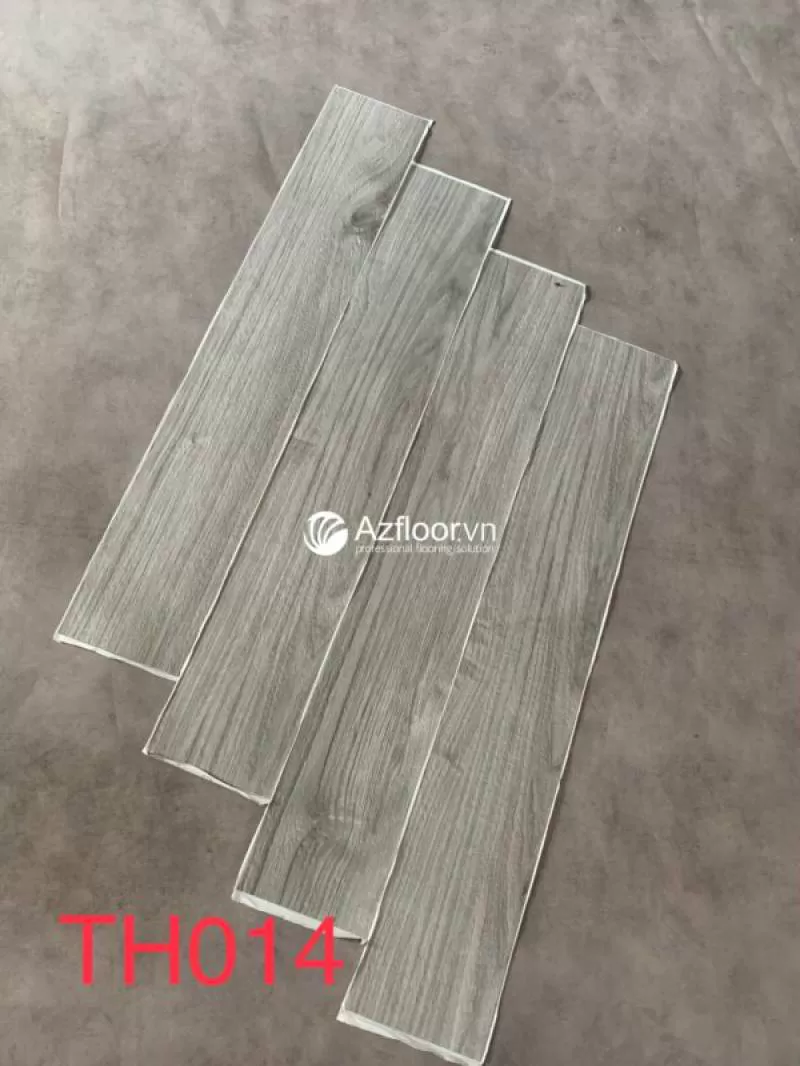 Sàn nhựa keo sẵn th014