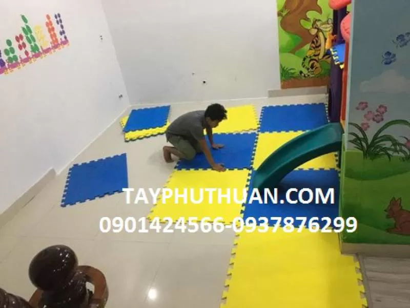 Thảm lót sàn khu vui chơi 500x500x10mm