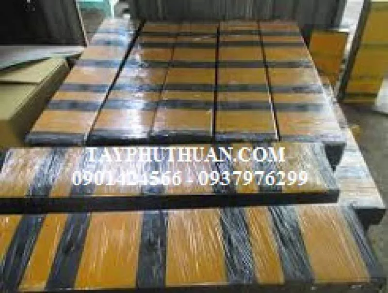 ĐỆM CHỐNG VA ĐẬP CAO SU 1M