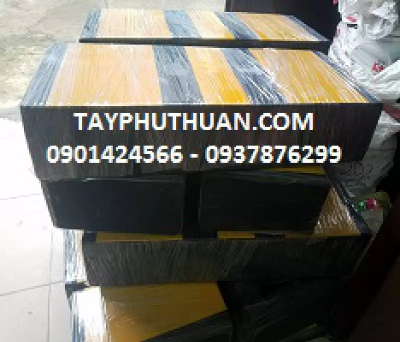 Cao su giảm chấn phản quang chữ I
